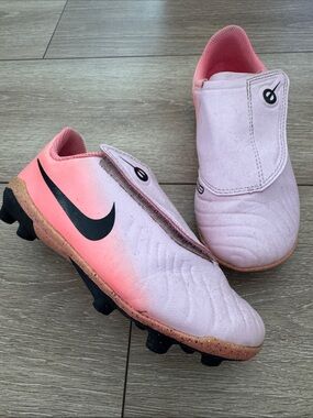 Nike Kids Pink Gradient Soccer Cleats with Black Swoosh